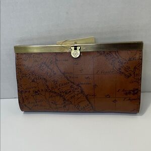 Patricia Nash Cauchy Wallet Signature Map